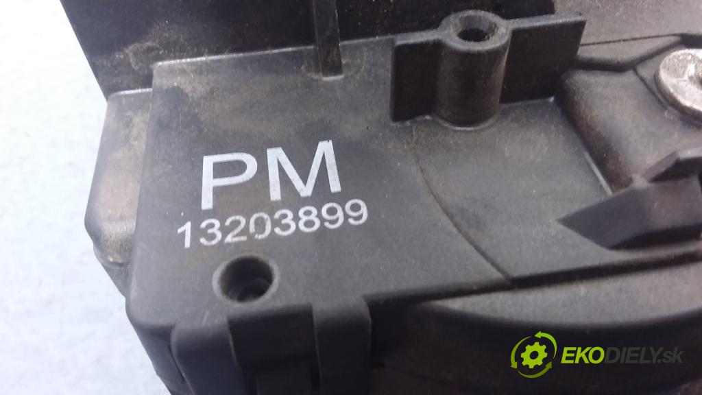 Opel Meriva 2005 zámek dveře před Levý: 13203899