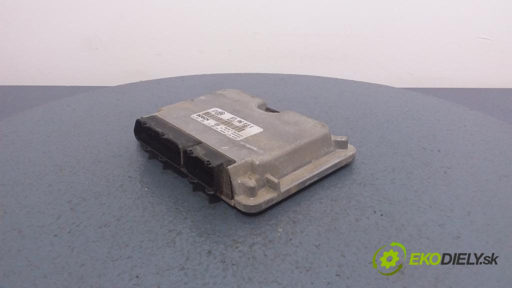 Volkswagen Bora 1999 riadiaca jednotka Motor: 071906018K