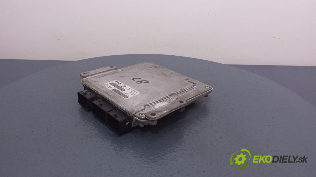 Citroen C8 2006 riadiaca jednotka Motor: 9661145280