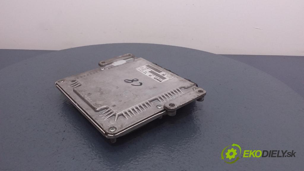 Citroen C8 2006 riadiaca jednotka Motor: 9661145280