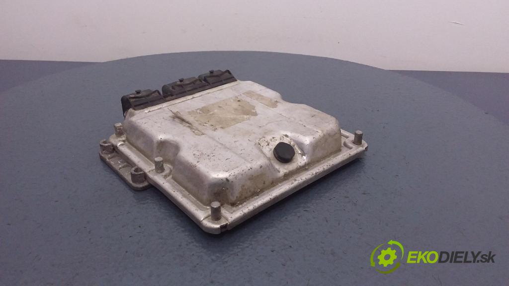 Citroen C8 2006 riadiaca jednotka Motor: 9661145280