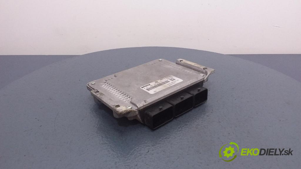 Renault Laguna 2006 riadiaca jednotka Motor: 0261208705