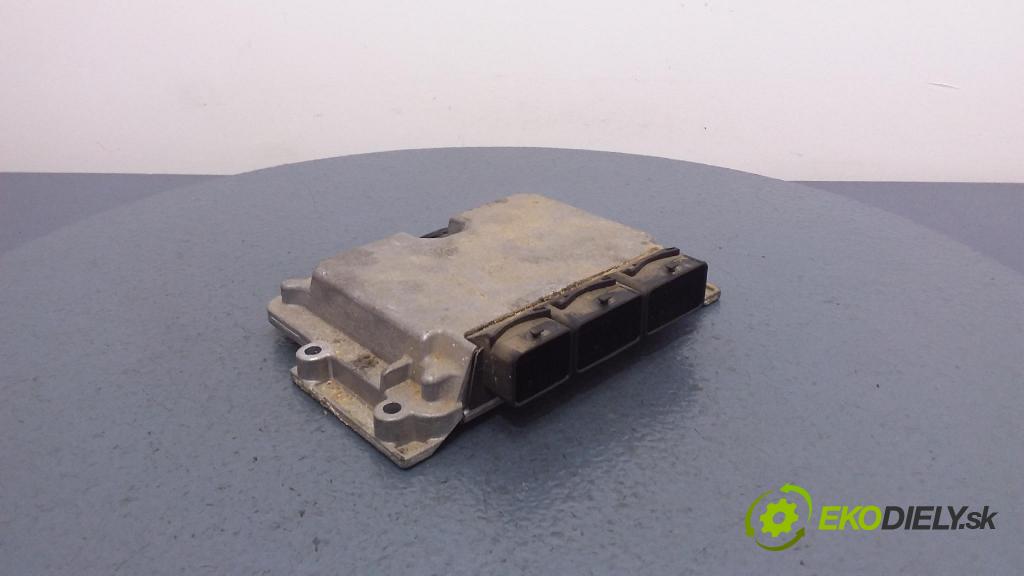 Renault Laguna 2006 riadiaca jednotka Motor: 0261208705