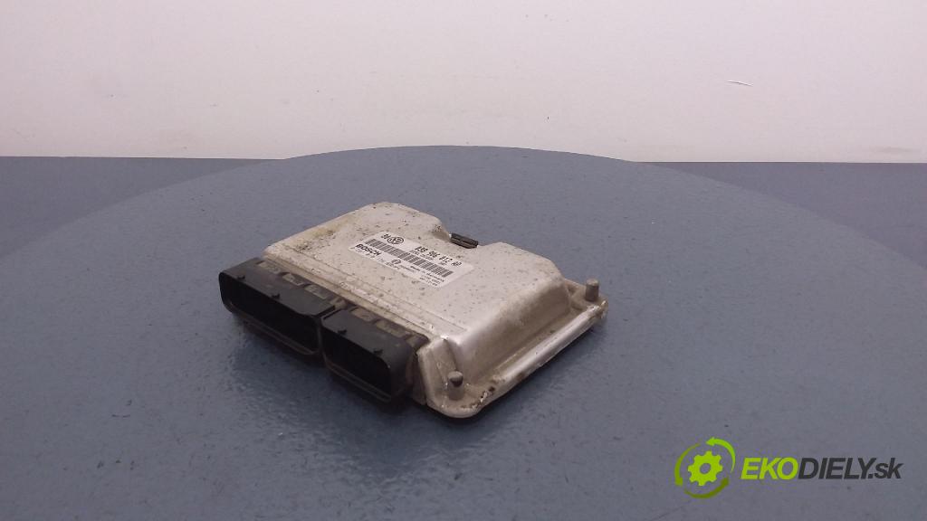 Volkswagen Golf 2001 riadiaca jednotka Motor: 038906012AP