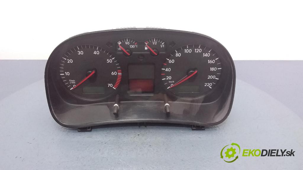 Volkswagen Golf 2001 prístrojovka/ budíky 1J0920826