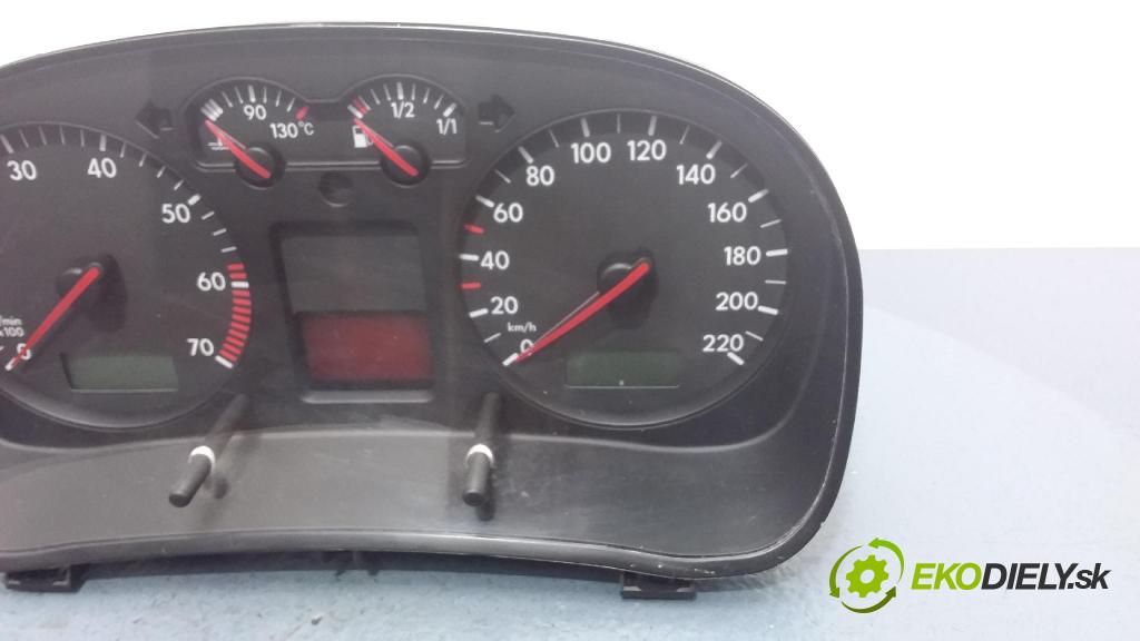 Volkswagen Golf 2001 prístrojovka/ budíky 1J0920826