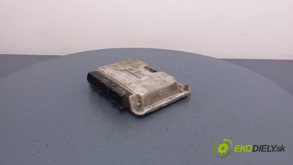 Volkswagen Golf 2001 riadiaca jednotka Motor: 036906032L