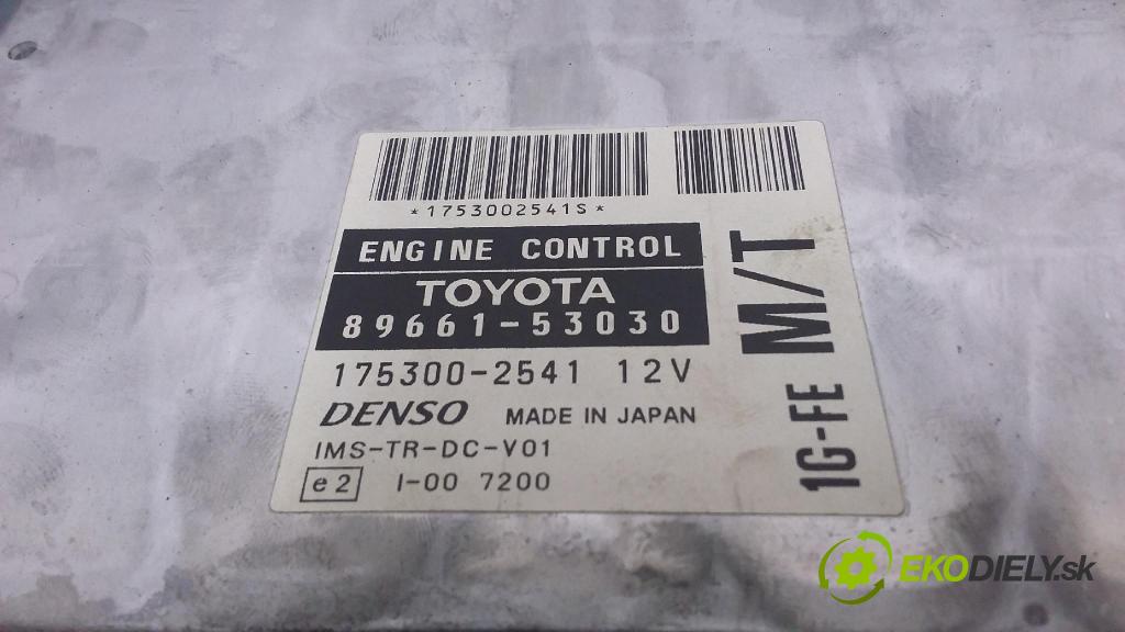 Lexus Is 200 2001 riadiaca jednotka Motor: 8966153030
