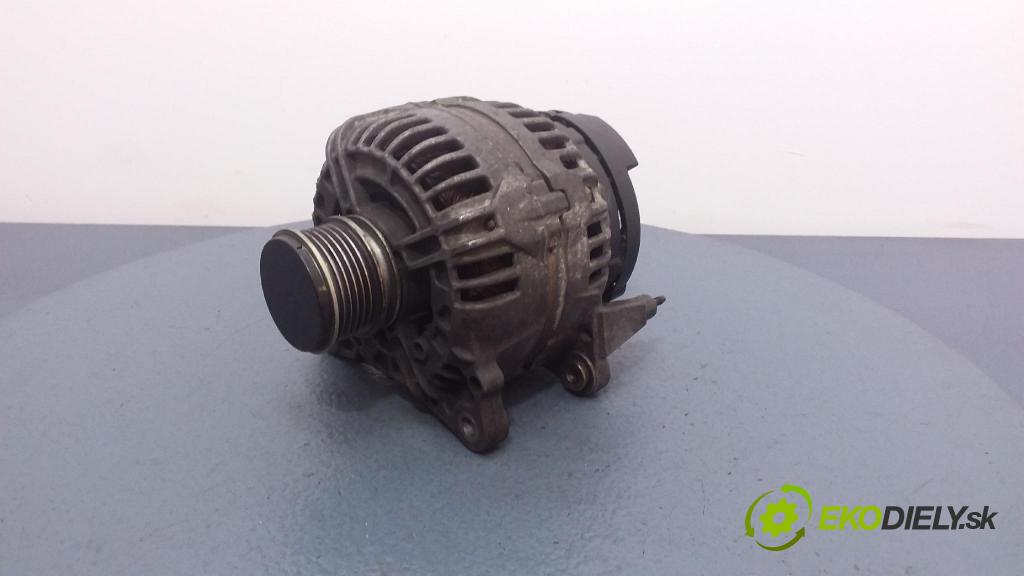 Skoda Octavia combi 2003 Alternator 028903028E