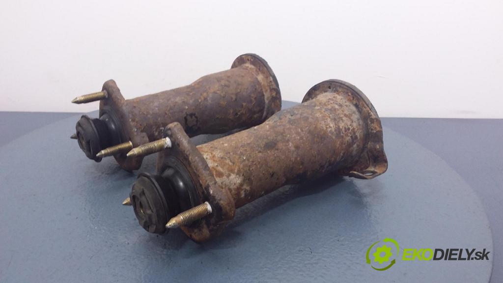 Lexus Is 200 2001 tlumič Zad: Lewy. 01