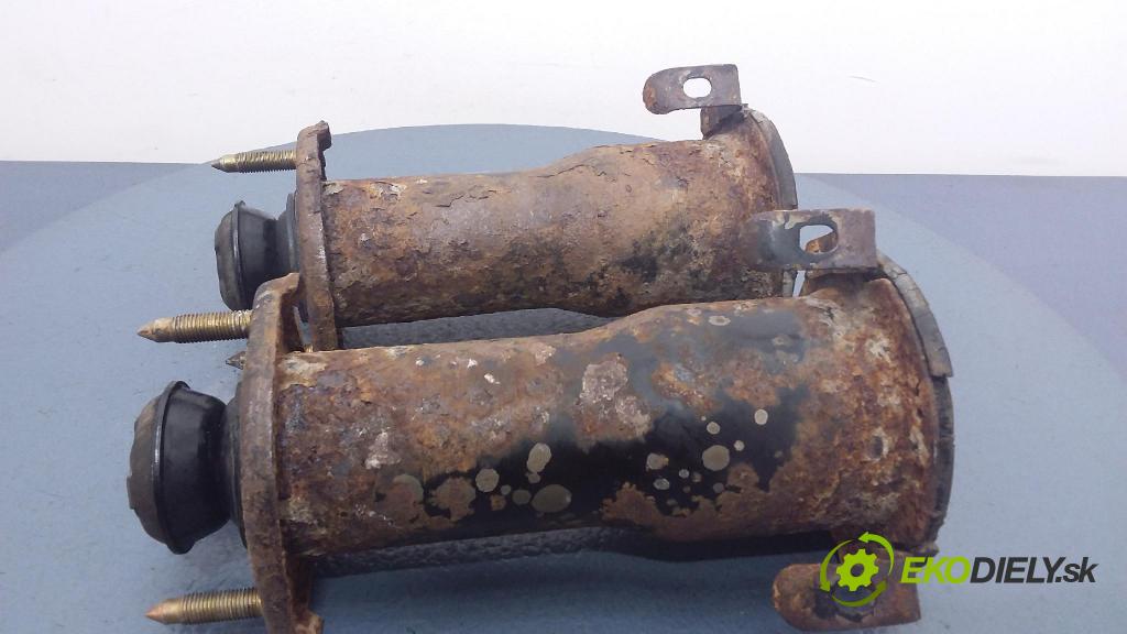 Lexus Is 200 2001 tlumič Zad: Lewy. 01