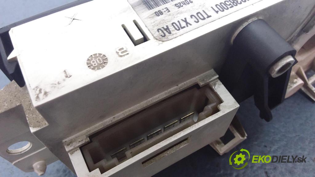 Nissan Interstar 2008 prepínač Klimatizácia: Prúd vzduchu: N2385001