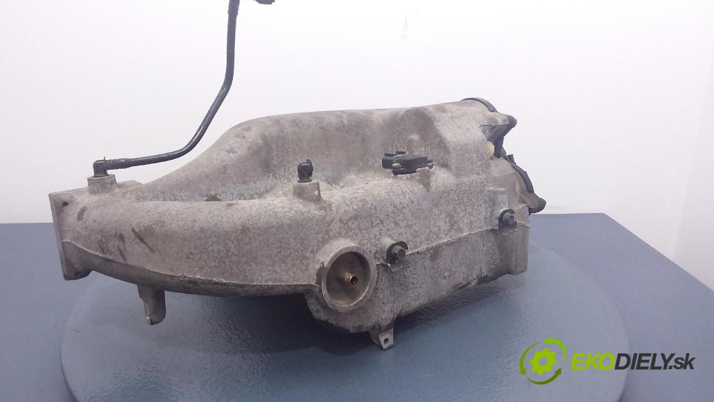 Jaguar X-type 2004 potrubí Sání: 1X4E-9424-EH