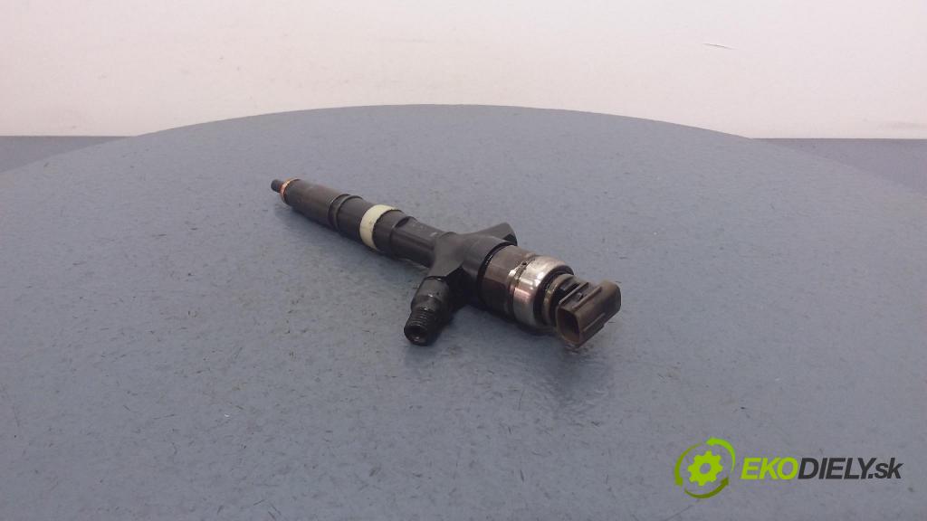 Toyota Avensis 2004 vstrek 23670-0G010