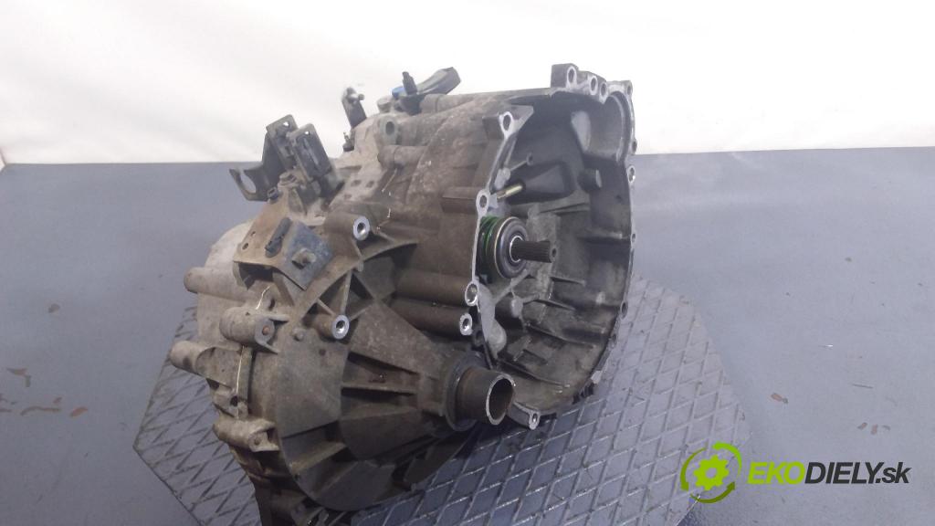 Volvo S60 2001 prevodovka Manualna P9482052