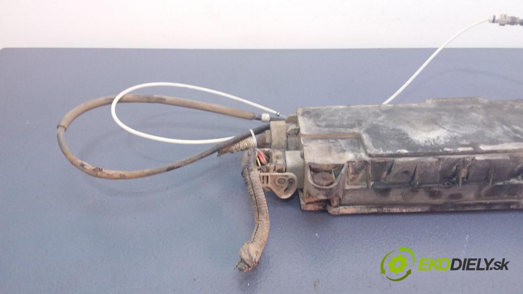 Ford Focus c-max 2004 kulisa Brzda: Manuál 3M51-2598-DA