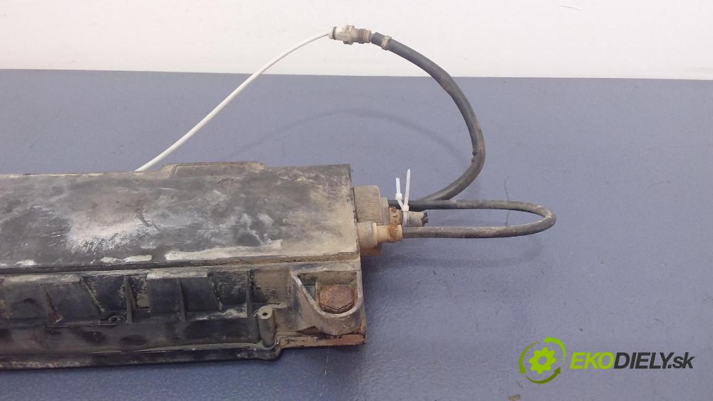 Ford Focus c-max 2004 kulisa Brzda: Manuál 3M51-2598-DA