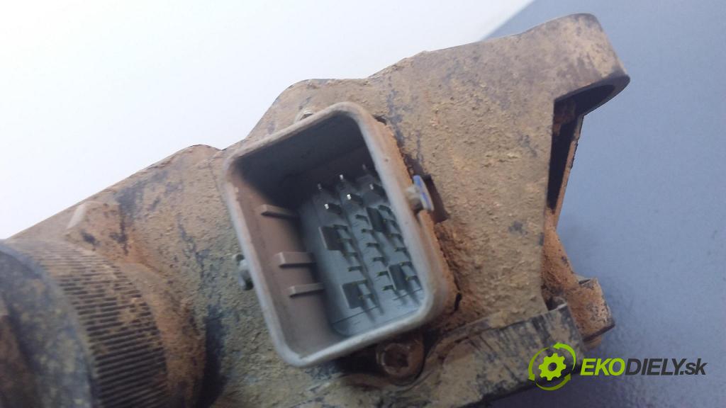 Ford Focus c-max 2004 kulisa Brzda: Manuál 3M51-2598-DA