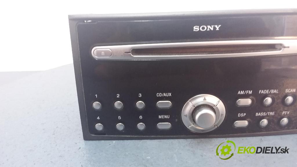 Ford Focus c-max 2004 Radio I Navigácia: 3M5T-18C815-EG