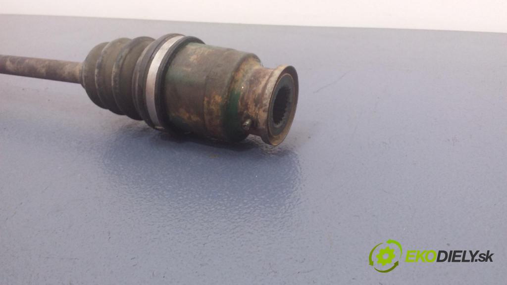 Subaru Justy 1994 poloos Prava: zad 01