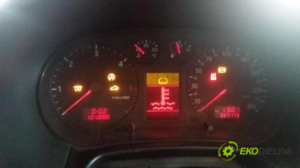 Audi A3 2002 prístrojovka/ budíky 8L0920932L