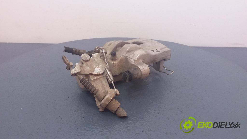 Opel Vectra 2003 brzdič brzdový zad Vľavo: 82-0169