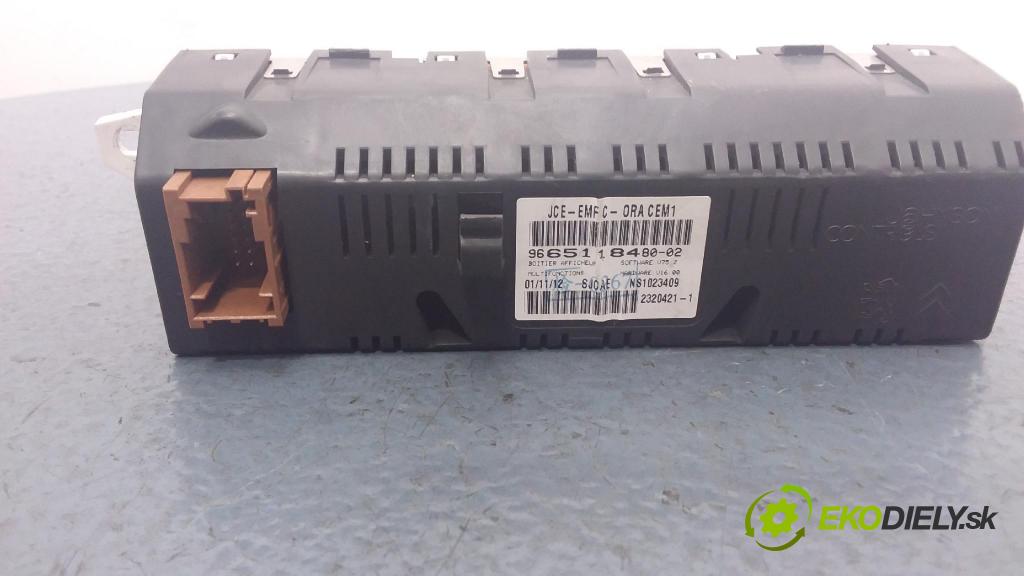 Peugeot 407 2004 Zobrazit: Rádio: / GPS 9665118480
