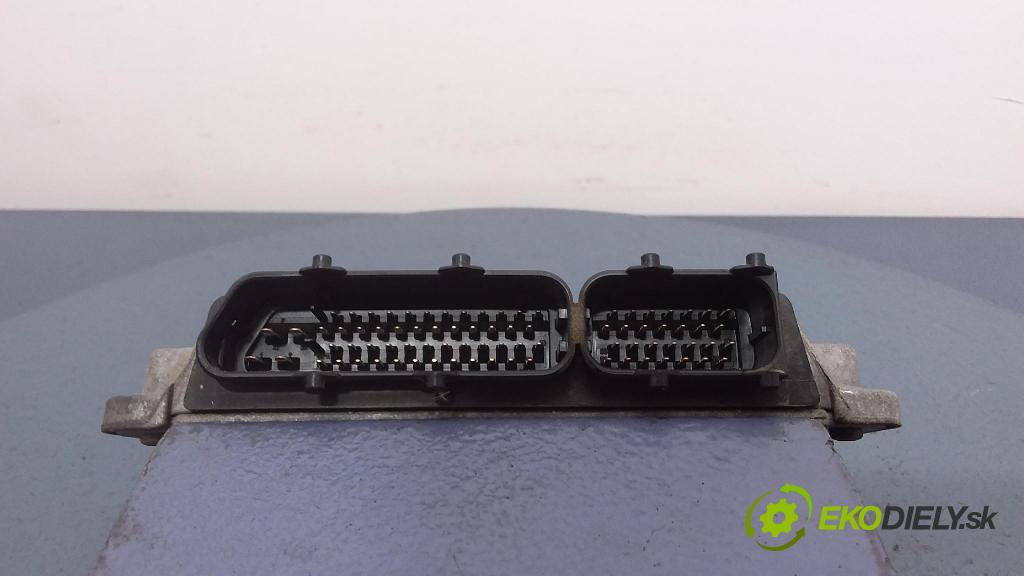 Volkswagen Bora 2001 riadiaca jednotka Motor: 06A906018GM