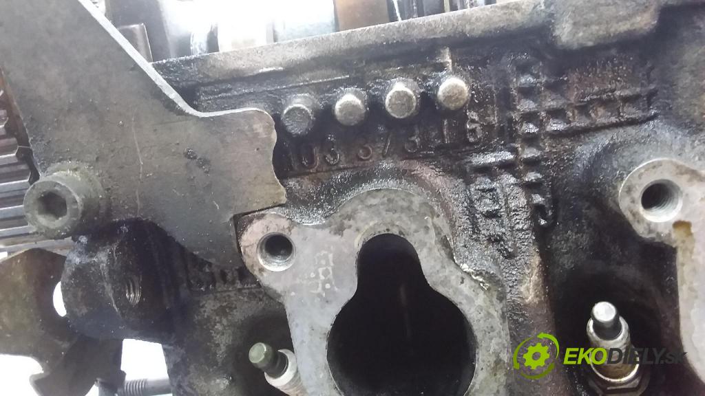 Volkswagen Bora 2001 hlava Motor: 06A103373J