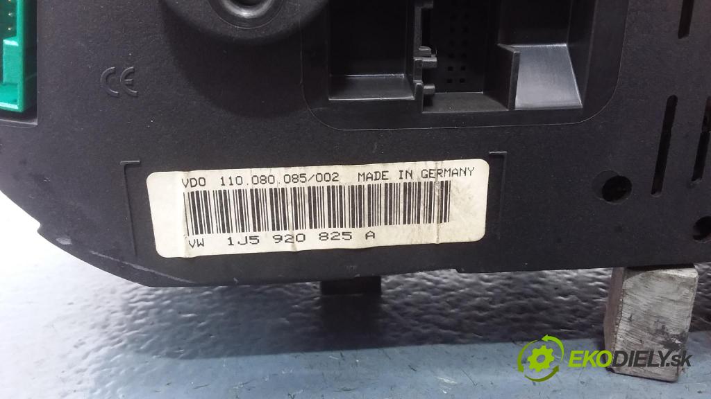 Volkswagen Bora 2001 prístrojovka/ budíky 1J0920825A