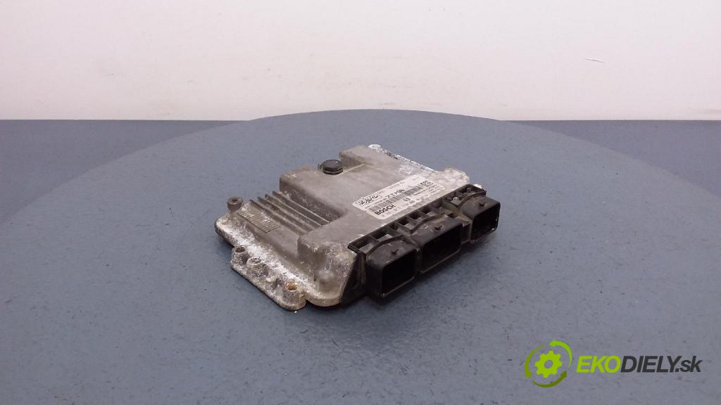 Mazda 3 2006 riadiaca jednotka Motor: 6M61-12A650-BA