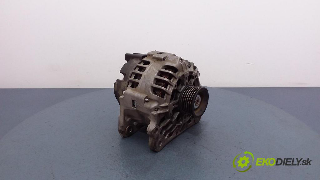 Volkswagen Bora 1999 Alternator 01