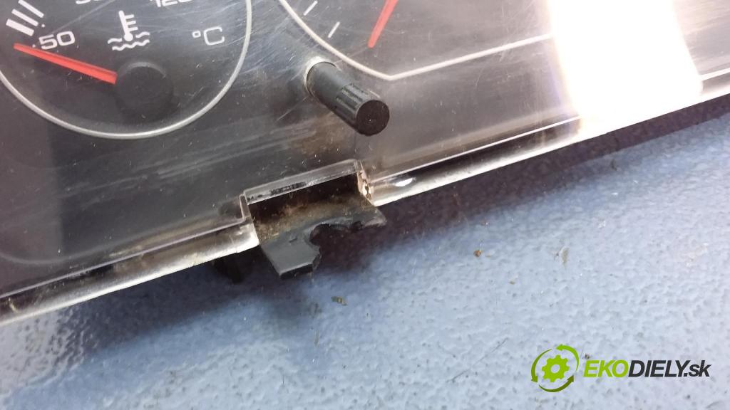 Audi A6 1995 prístrojovka/ budíky 4A1919033HG