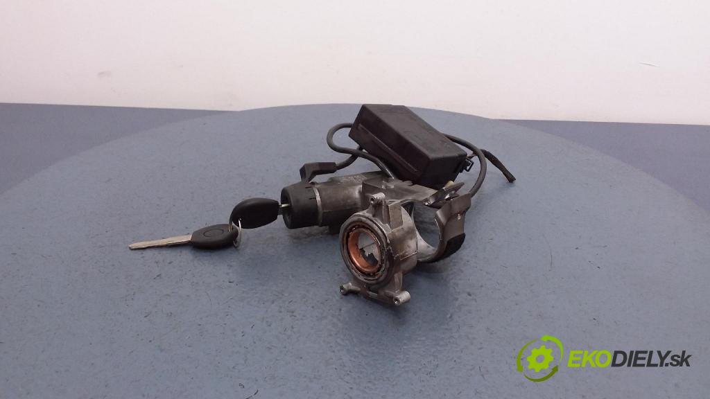 Volkswagen Transporter 2000 Spínač zapaľovania: 701905851