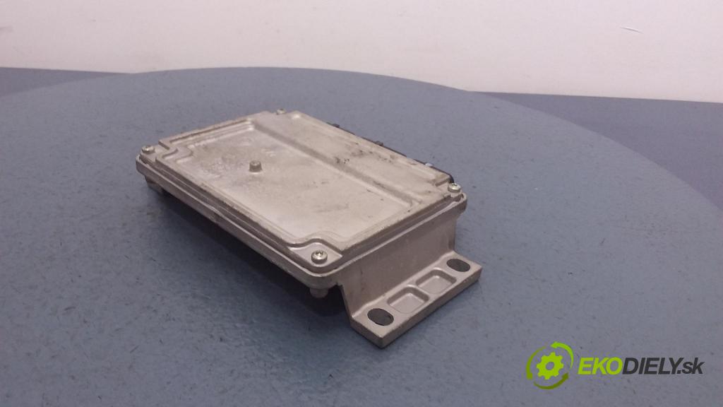 Peugeot 407 2004 riadiaca jednotka Motor: 9656375680