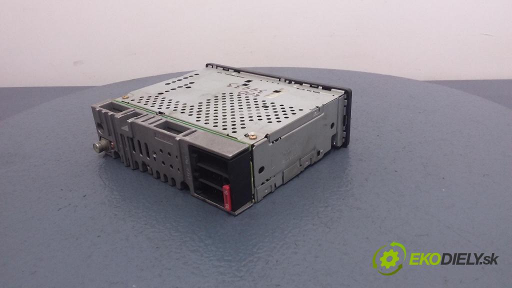 Daimlerchrysler A 170 2000 Radio I Navigácia: A1688200179