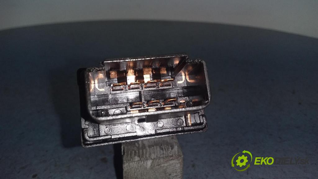 Seat Cordoba 2002 Přepínač Světel: Nouzový 6K0953235