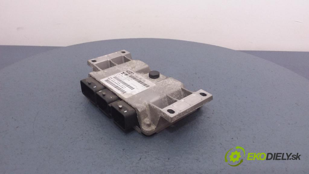 Citroen C5 2005 riadiaca jednotka Motor: 9658845480