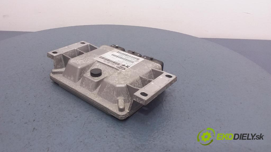 Citroen C5 2005 riadiaca jednotka Motor: 9658845480