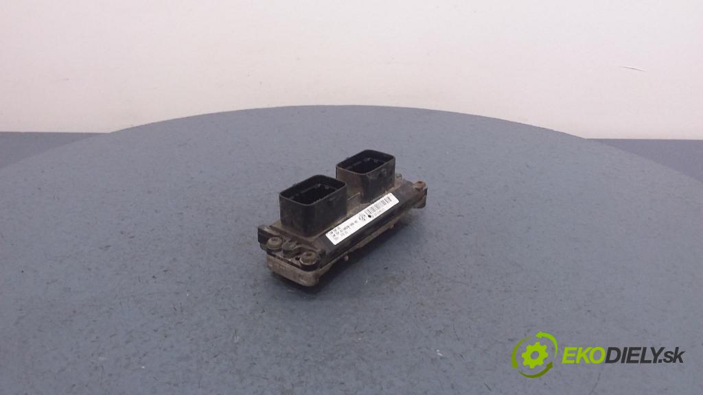 Fiat Punto 2003 riadiaca jednotka Motor: 55181132