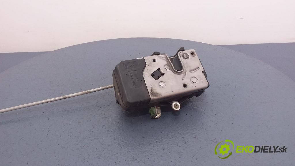 Opel Meriva-a 2006 zámek dveře před Levý: 13203899