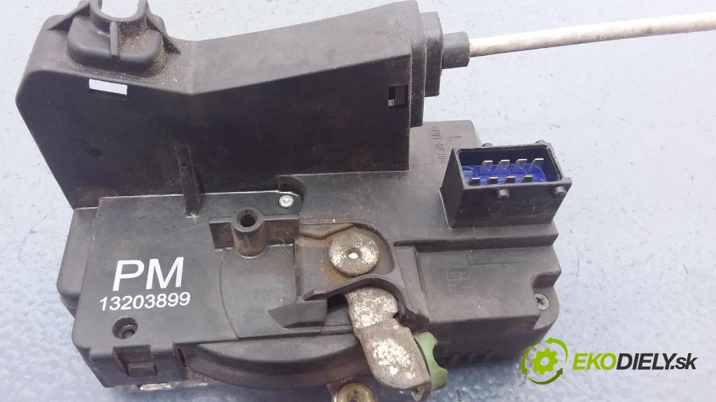 Opel Meriva-a 2006 zámek dveře před Levý: 13203899