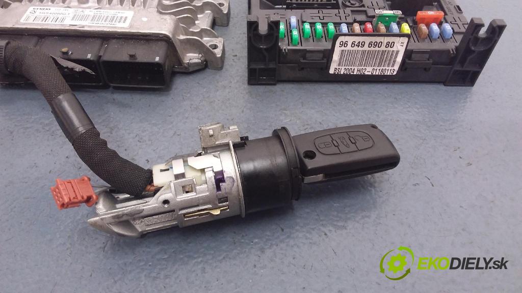 Peugeot 607 2005 riadiaca jednotka Motor: 9648237680
