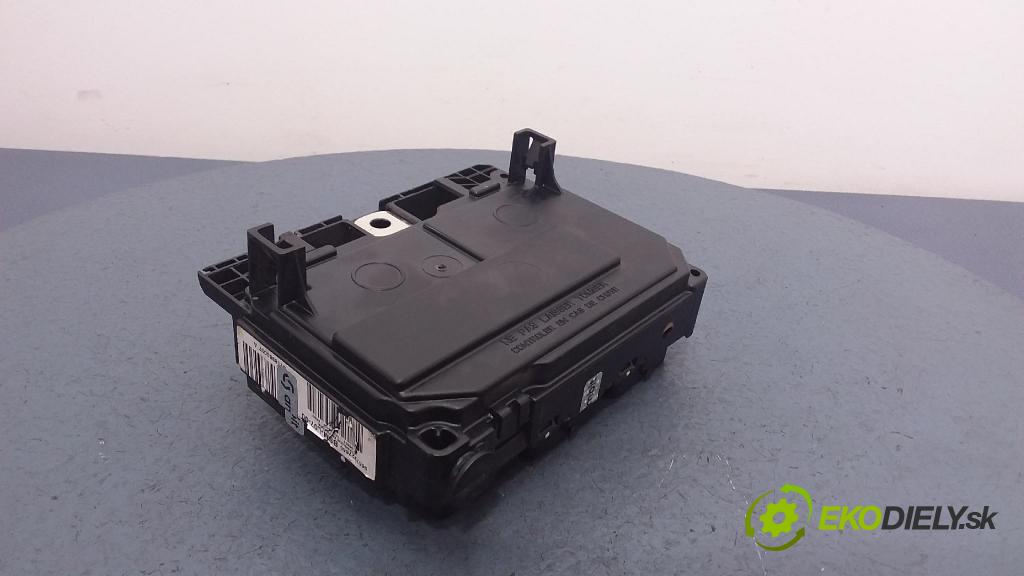 Peugeot 607 2005 riadiaca jednotka Motor: 9648237680