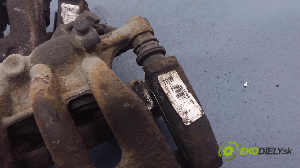 Peugeot 607 2005 brzdič brzdový Predné Vľavo: 9644359380