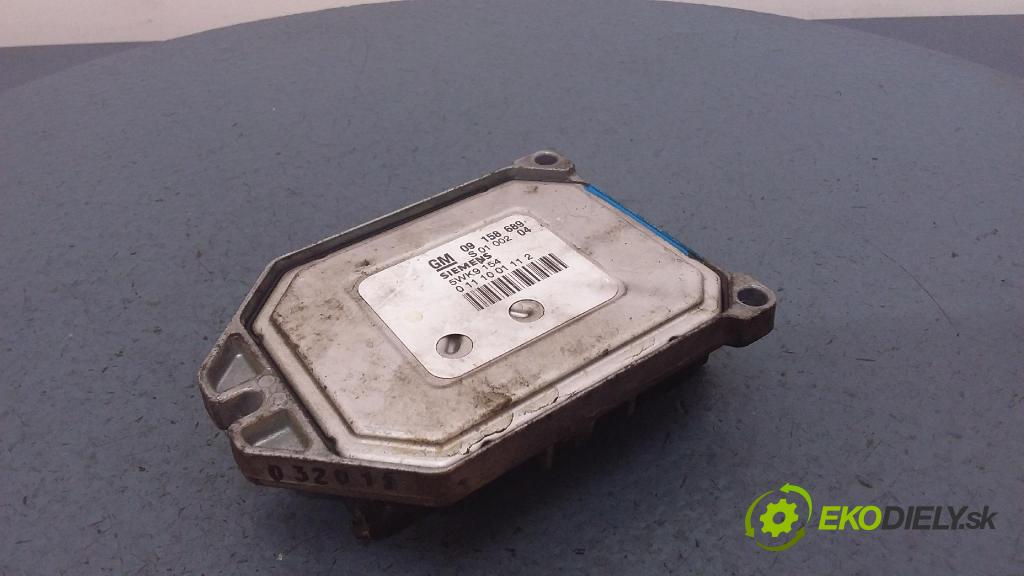 Opel Zafira 2001 riadiaca jednotka Motor: 09158689