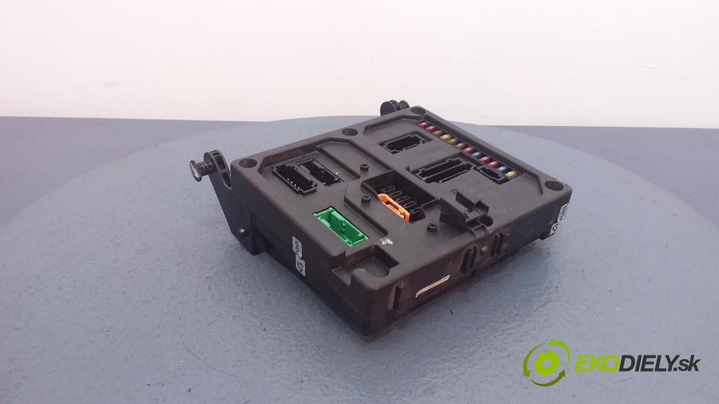 Volkswagen Sharan 2005 skříňka Pojistky 7M3962258R