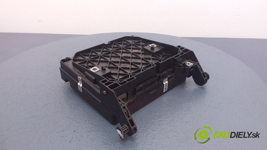 Volkswagen Sharan 2005 skříňka Pojistky 7M3962258R