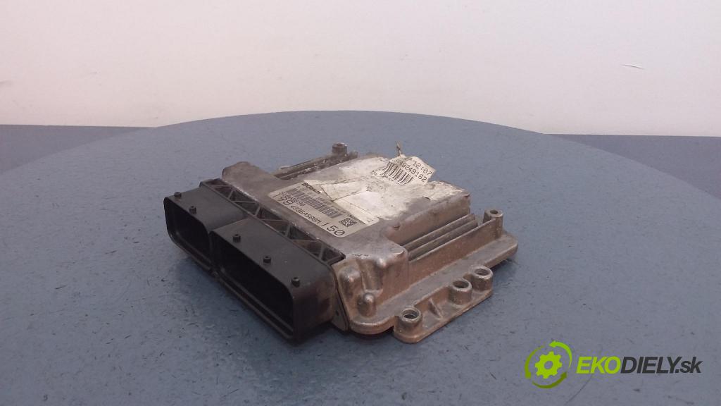 Fiat Bravo 2007 riadiaca jednotka Motor: 51809690