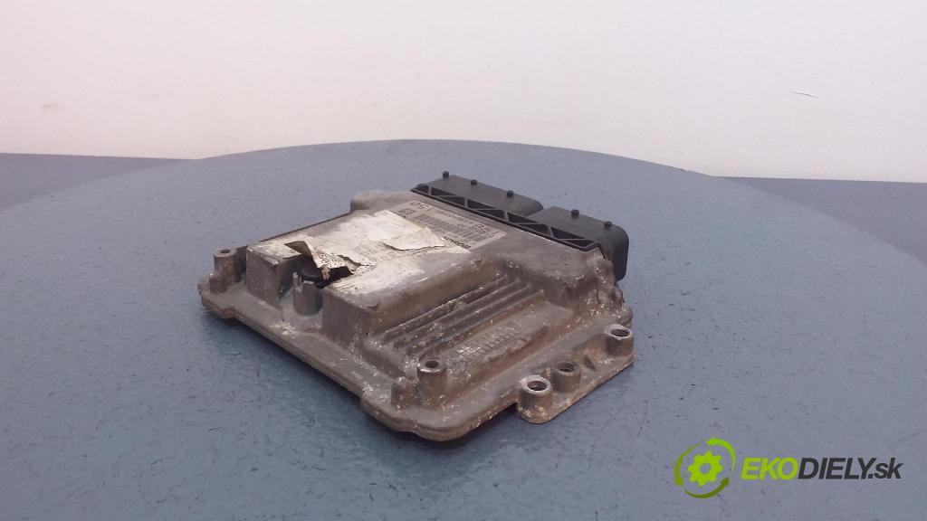 Fiat Bravo 2007 riadiaca jednotka Motor: 51809690